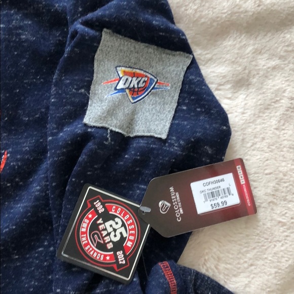 OKC Thunder Women’s NBA Hoodie Large - Picture 8 of 9